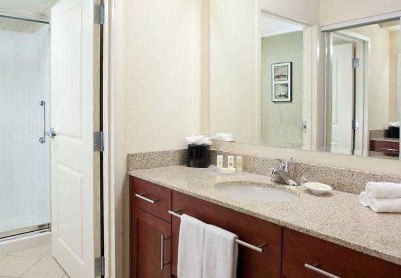 Residence Inn By Marriott Moncton Esterno foto