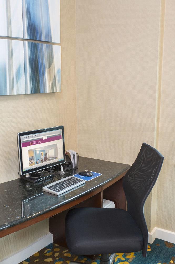 Residence Inn By Marriott Moncton Esterno foto